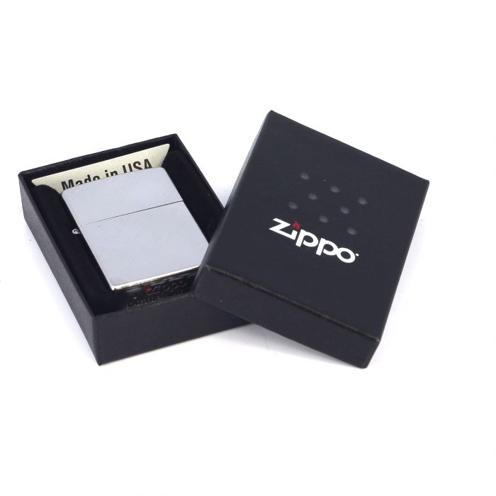 Зажигалка ZIPPO Classic с покрытием Brushed Chrome, латунь/сталь, серебристая, мат., 36x12x56 мм