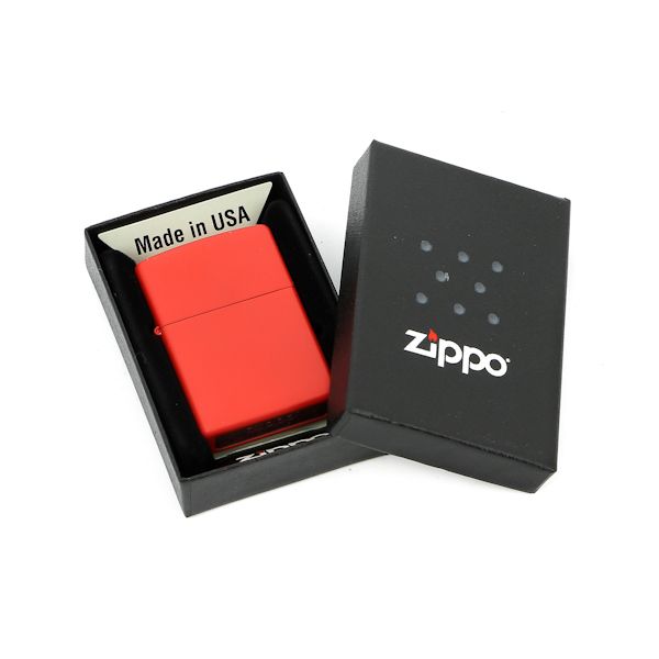 Зажигалка ZIPPO Classic, латунь с покрытием Red Matte, красный, матовая, 36х12x56 мм