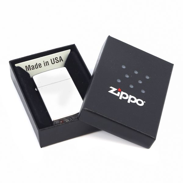 Зажигалка ZIPPO Slim® с покрытием Street Chrome™, латунь/сталь, серебристая, матовая, 30х10x55 мм