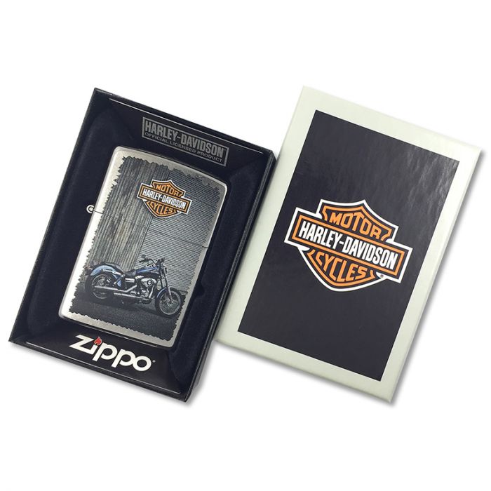 Зажигалка ZIPPO Harley-Davidson® Байк, с покрытием Street Chrome™, латунь/сталь, серебристая, 36x12x56 мм