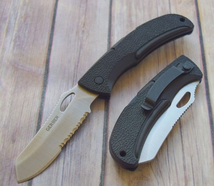 Складной нож Gerber E-Z Out Satin, сталь CPM-S30V, рукоять термопластик GRN