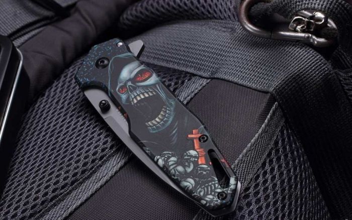 Складной нож Boker Screaming Skull, сталь 440А, рукоять нержавеющая сталь