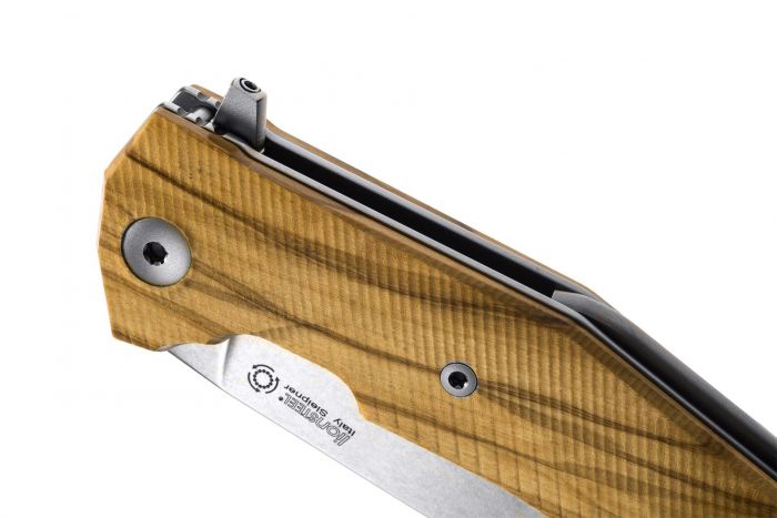 Нож складной LionSteel KUR UL Olive Wood Flipper, сталь Uddeholm Sleipner®, рукоять оливковое дерево