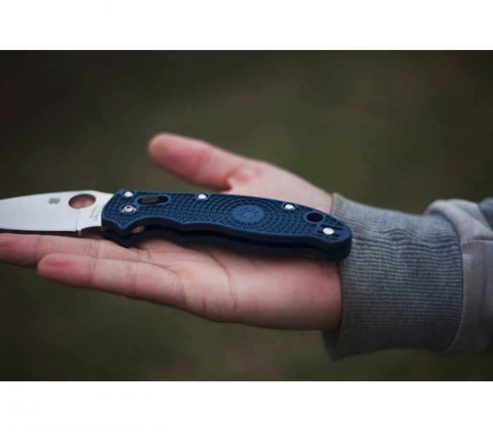 Складной нож Spyderco Manix 2 Lightweight Dark Blue, сталь Crucible CPM® S110V™, рукоять пластик FRCP, синий